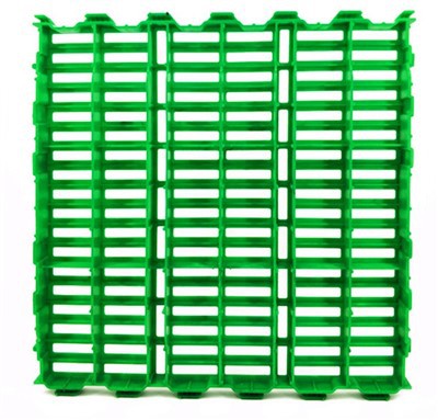 Kitse ujuv põllumajanduslik liist